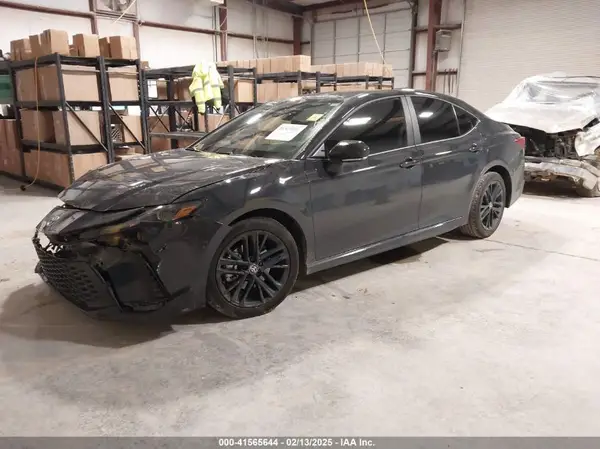 4T1DAACKXSU548399 2025 TOYOTA CAMRY - Image 2