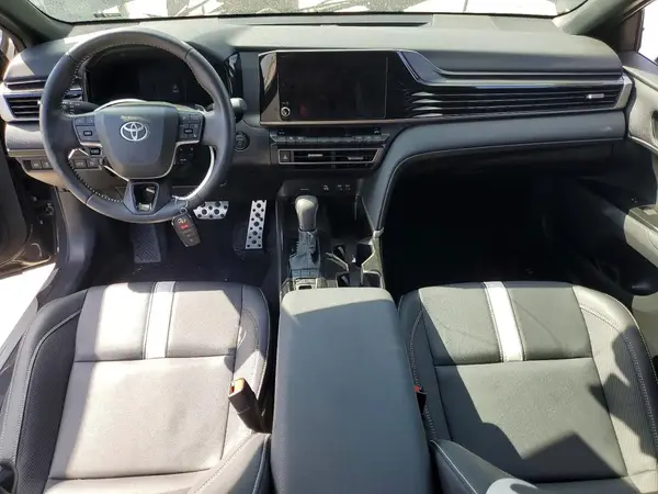4T1DAACKXSU549133 2025 TOYOTA CAMRY - Image 8