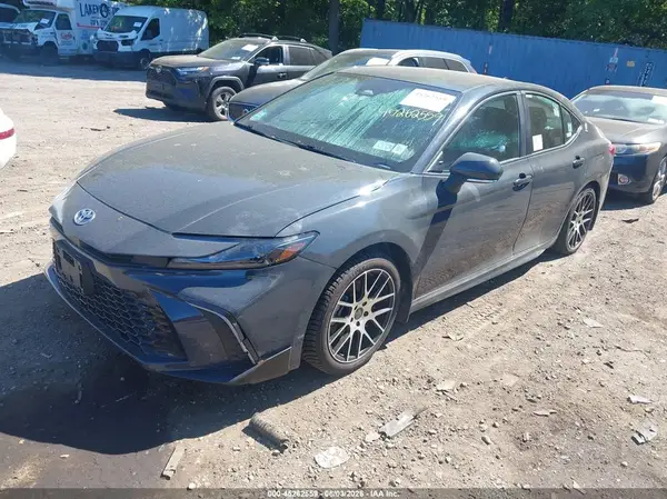 4T1DAACKXSU553909 2025 TOYOTA CAMRY - Image 2