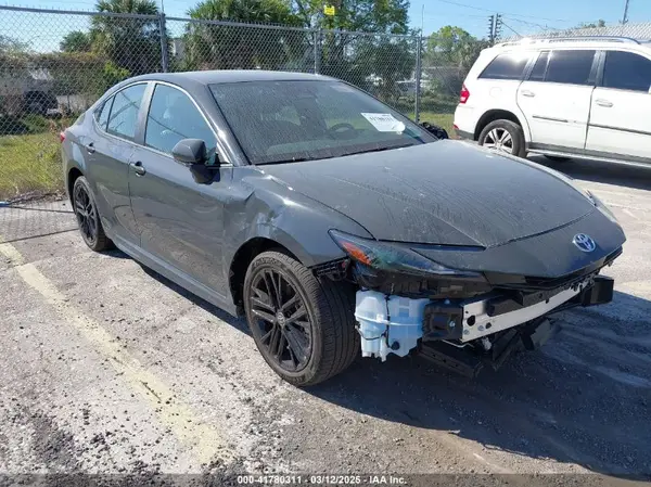 4T1DAACKXSU556177 2025 TOYOTA CAMRY - Image 1
