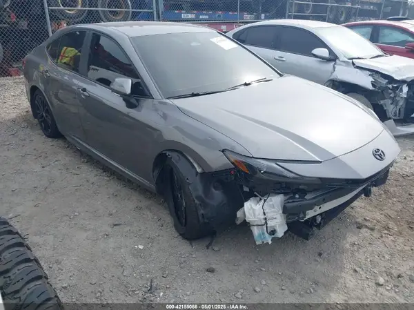 4T1DAACKXSU556731 2025 TOYOTA CAMRY - Image 1