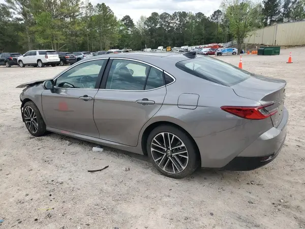 4T1DAACKXSU556874 2025 TOYOTA CAMRY - Image 2