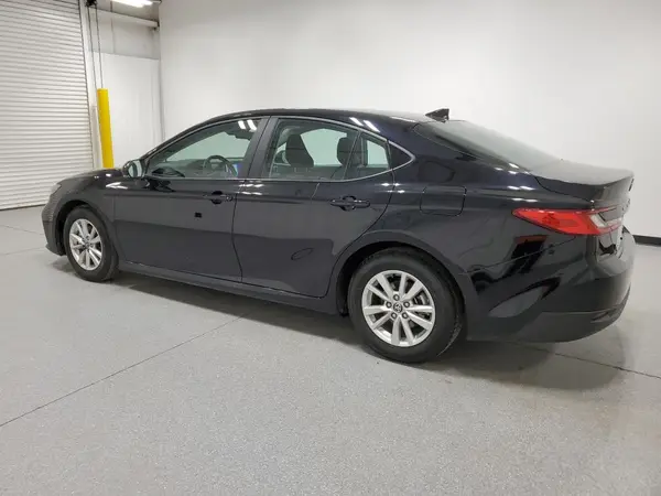 4T1DAACKXSU556969 2025 TOYOTA CAMRY - Image 2