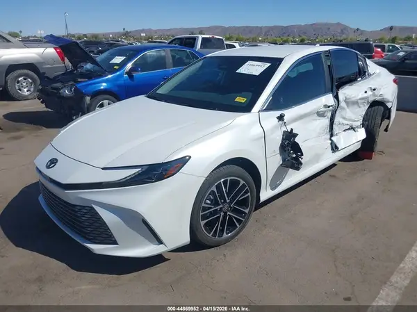 4T1DAACKXSU559175 2025 TOYOTA CAMRY - Image 2
