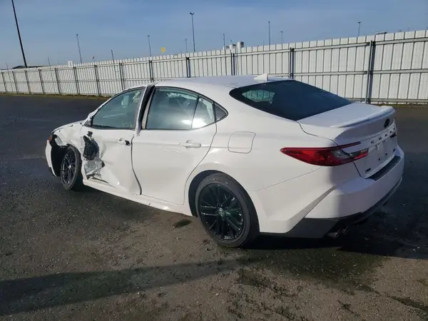 4T1DAACKXSU561296 2025 TOYOTA CAMRY - Image 2
