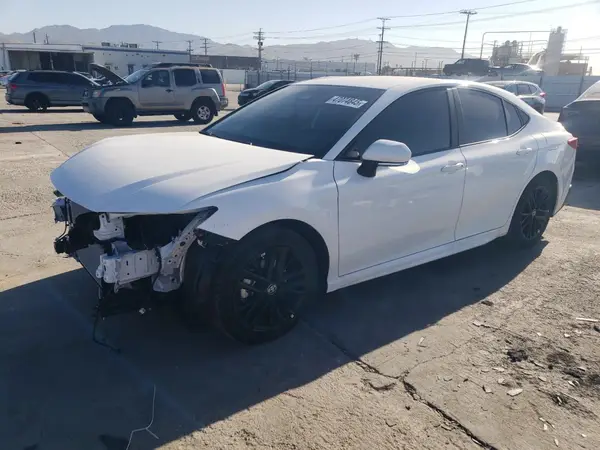4T1DAACKXSU563985 2025 TOYOTA CAMRY - Image 1