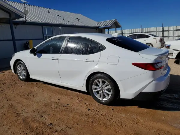 4T1DAACKXSU566028 2025 TOYOTA CAMRY - Image 2