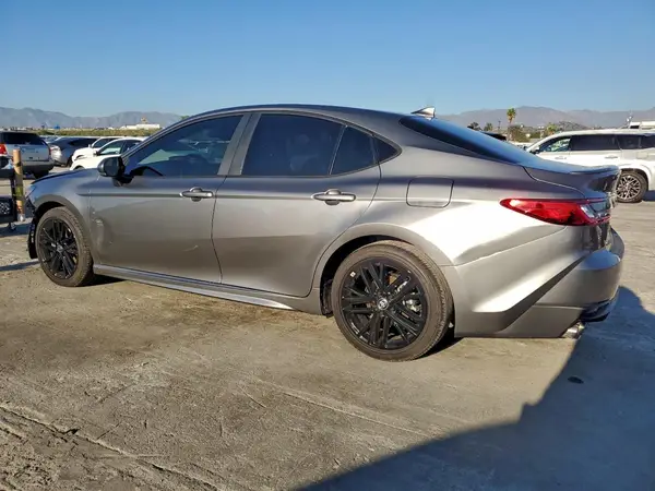 4T1DAACKXSU566529 2025 TOYOTA CAMRY - Image 2