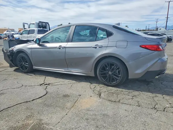 4T1DAACKXSU566921 2025 TOYOTA CAMRY - Image 2