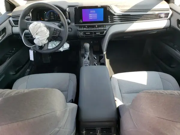 4T1DAACKXSU568748 2025 TOYOTA CAMRY - Image 8