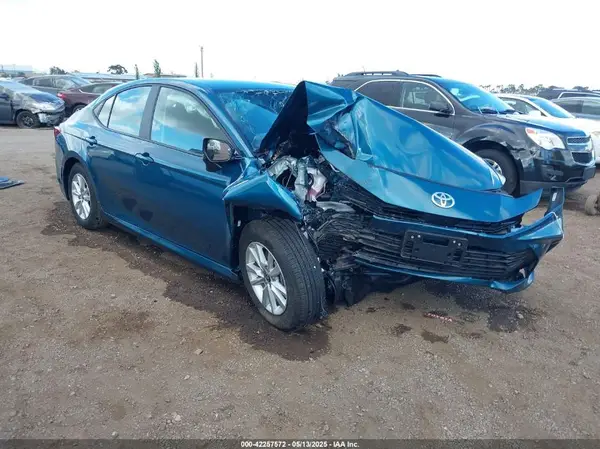 4T1DAACKXSU573738 2025 TOYOTA CAMRY - Image 1