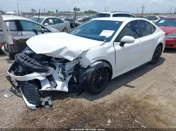 4T1DAACKXSU574291 2025 TOYOTA CAMRY - Image 2