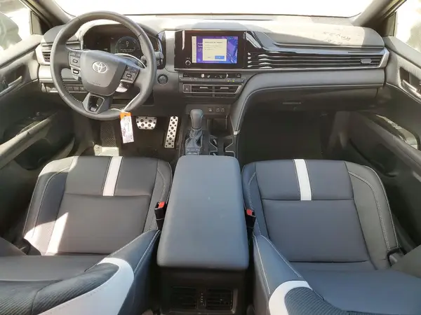 4T1DAACKXSU576770 2025 TOYOTA CAMRY - Image 8