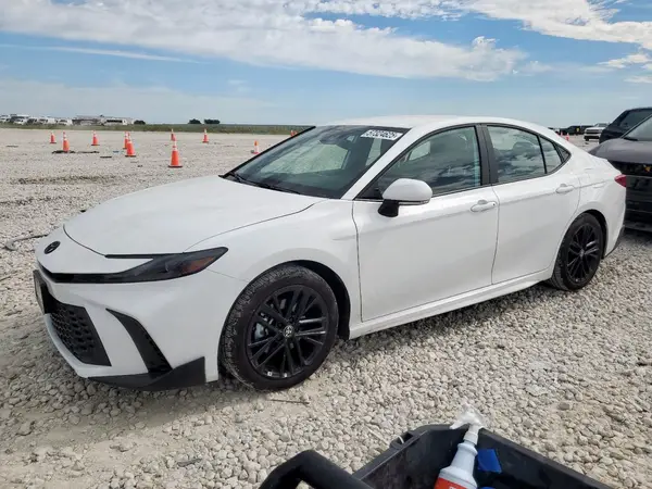 4T1DAACKXSU579037 2025 TOYOTA CAMRY - Image 1