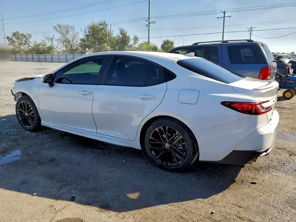 4T1DAACKXSU579958 2025 TOYOTA CAMRY - Image 2