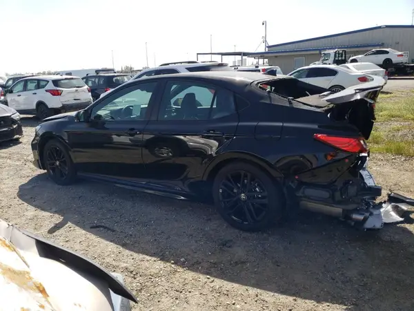 4T1DAACKXSU582956 2025 TOYOTA CAMRY - Image 2