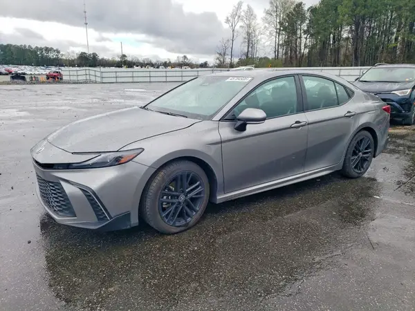 4T1DAACKXSU583380 2025 TOYOTA CAMRY - Image 1