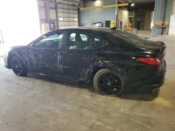 4T1DAACKXSU583640 2025 TOYOTA CAMRY - Image 2