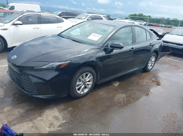 4T1DAACKXSU585257 2025 TOYOTA CAMRY - Image 2