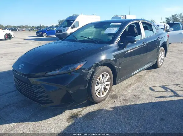 4T1DAACKXSU588787 2025 TOYOTA CAMRY - Image 2