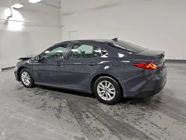 4T1DAACKXSU592614 2025 TOYOTA CAMRY - Image 2