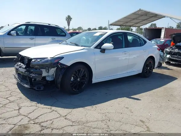4T1DAACKXSU596565 2025 TOYOTA CAMRY - Image 2