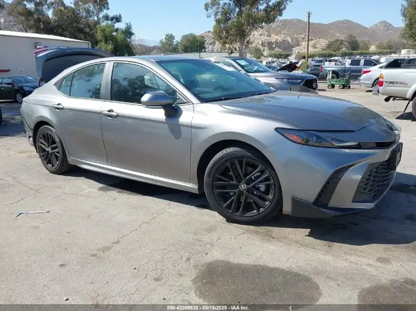 4T1DAACKXSU599112 2025 TOYOTA CAMRY - Image 1
