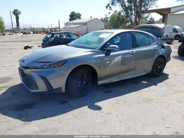 4T1DAACKXSU599112 2025 TOYOTA CAMRY - Image 2
