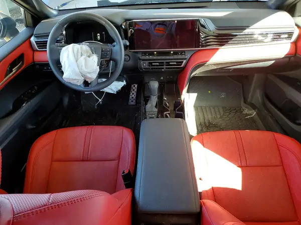 4T1DAACKXSU602090 2025 TOYOTA CAMRY - Image 8