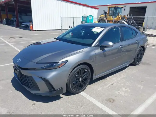 4T1DAACKXSU606527 2025 TOYOTA CAMRY - Image 2