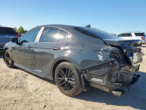4T1DAACKXSU610920 2025 TOYOTA CAMRY - Image 2