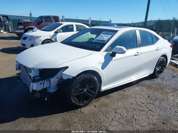 4T1DAACKXSU611629 2025 TOYOTA CAMRY - Image 2