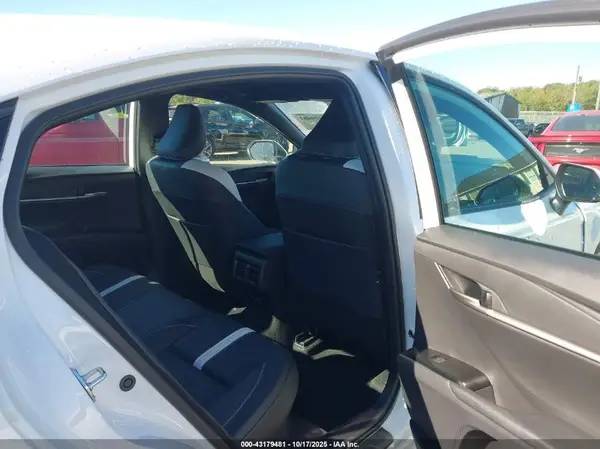 4T1DAACKXSU611629 2025 TOYOTA CAMRY - Image 8