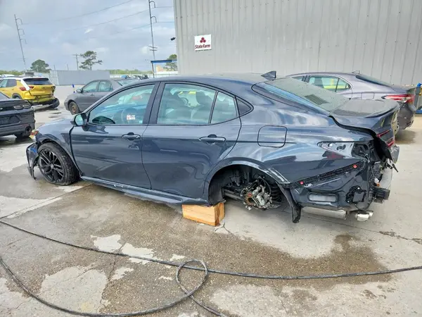 4T1DAACKXSU612702 2025 TOYOTA CAMRY - Image 2