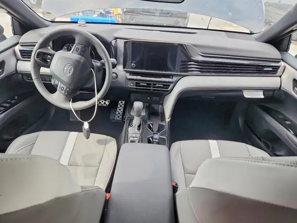 4T1DAACKXSU612702 2025 TOYOTA CAMRY - Image 8
