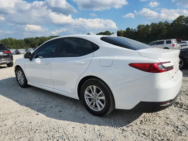 4T1DAACKXSU614031 2025 TOYOTA CAMRY - Image 2