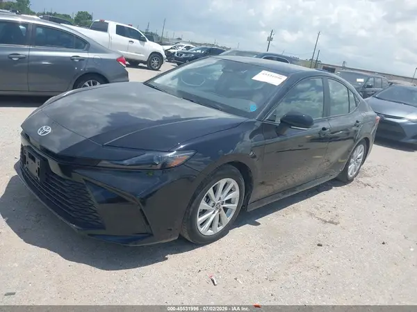 4T1DAACKXSU614370 2025 TOYOTA CAMRY - Image 2