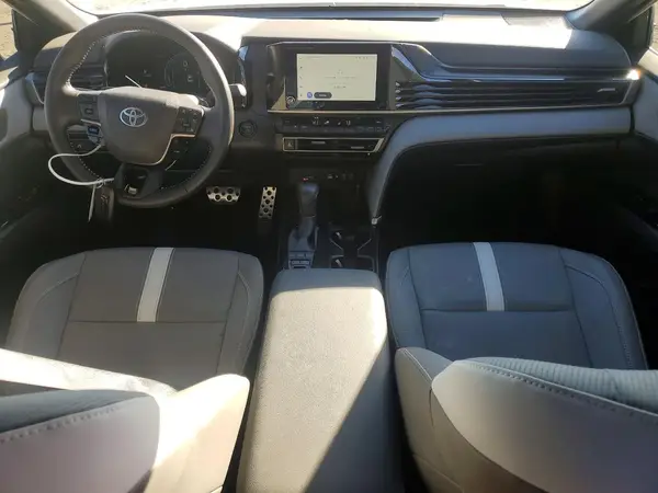 4T1DAACKXSU615776 2025 TOYOTA CAMRY - Image 8