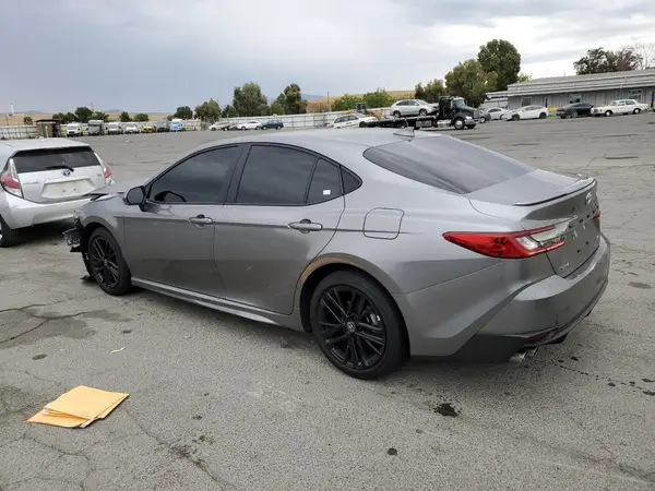 4T1DAACKXSU620198 2025 TOYOTA CAMRY - Image 2