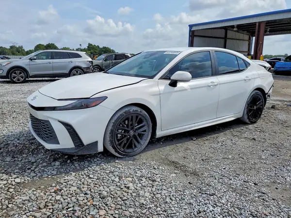 4T1DAACKXSU620220 2025 TOYOTA CAMRY - Image 1