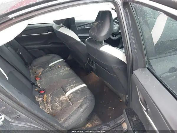 4T1DAACKXSU623621 2025 TOYOTA CAMRY - Image 8