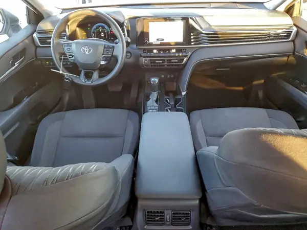 4T1DAACKXSU626230 2025 TOYOTA CAMRY - Image 8
