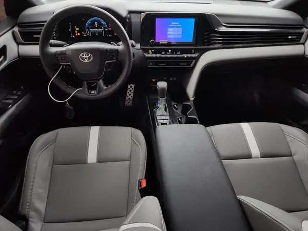 4T1DAACKXSU627703 2025 TOYOTA CAMRY - Image 8