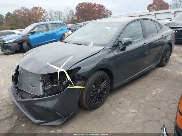 4T1DAACKXSU641102 2025 TOYOTA CAMRY - Image 2