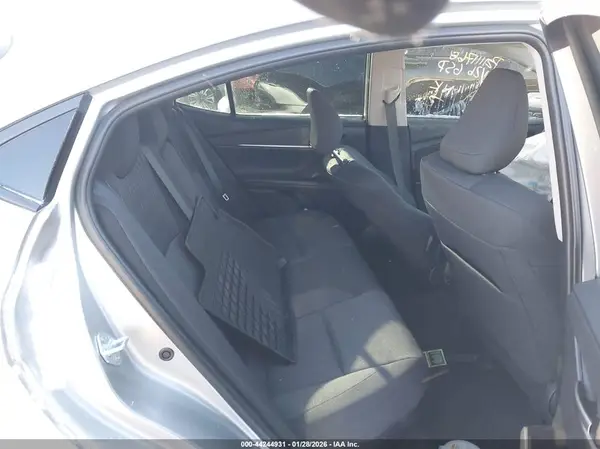 4T1DAACKXSU642668 2025 TOYOTA CAMRY - Image 8