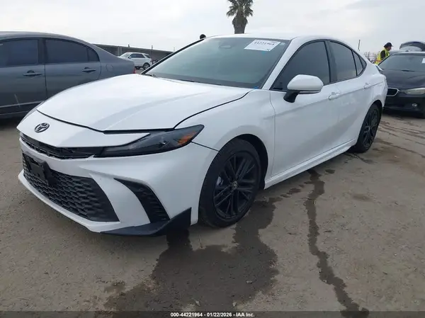 4T1DAACKXTU216528 2026 TOYOTA CAMRY - Image 2