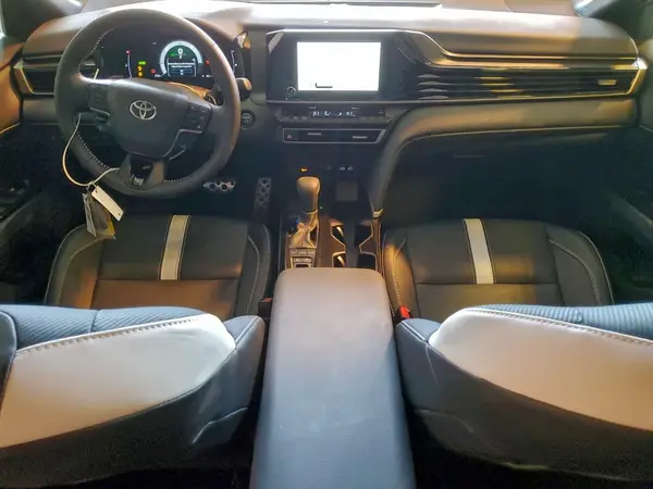 4T1DAACKXTU222359 2026 TOYOTA CAMRY - Image 8