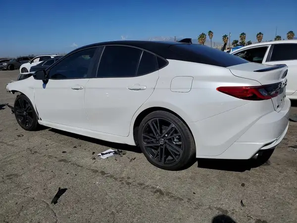 4T1DAACKXTU222698 2026 TOYOTA CAMRY - Image 2