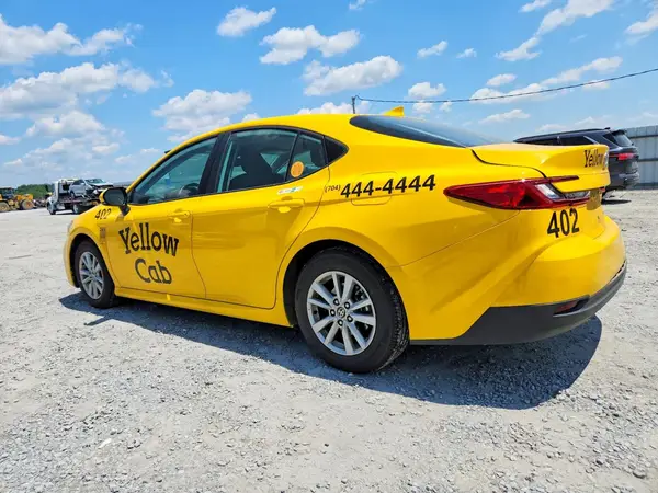 4T1DAACKXTU237413 2026 TOYOTA CAMRY - Image 2