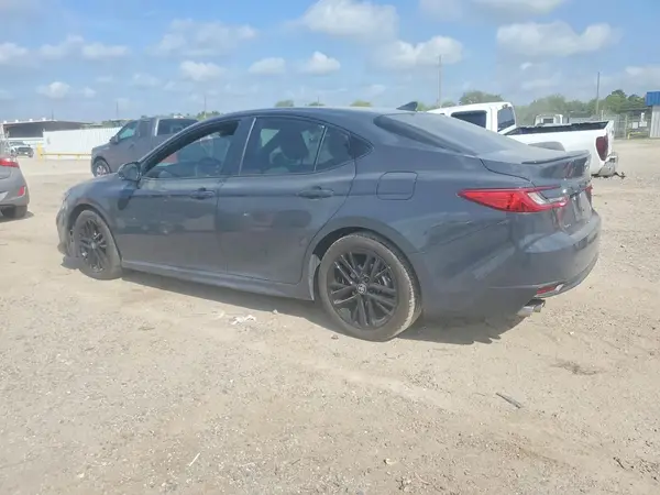 4T1DAACKXTU272016 2026 TOYOTA CAMRY - Image 2